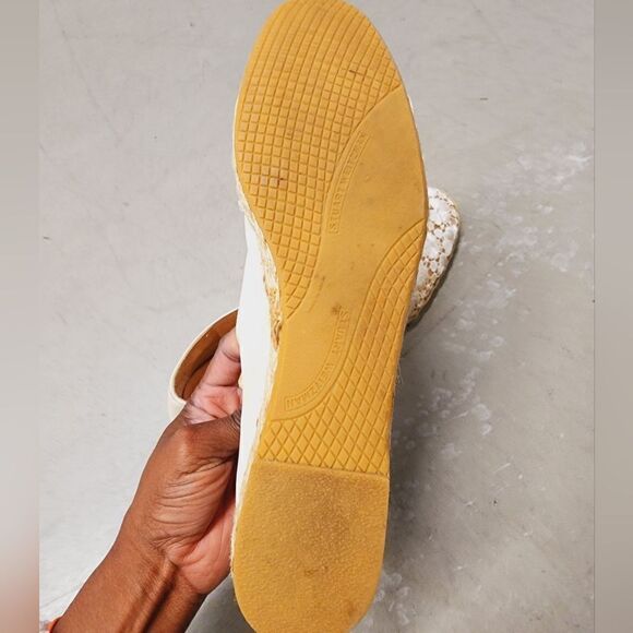 Stuart Weitzman   - Picture 10 of 15